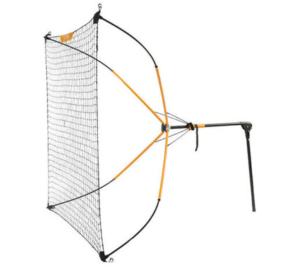Football Rebounder - SHE CAN PLAY