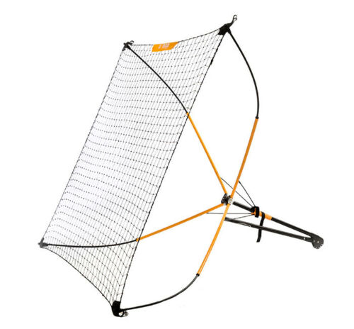 Football Rebounder - SHE CAN PLAY